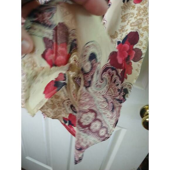 Sag Harbor Semi Sheer Long Sleeve V Neck Collared Paisley Floral Blouse. Size 14 - Picture 7 of 11